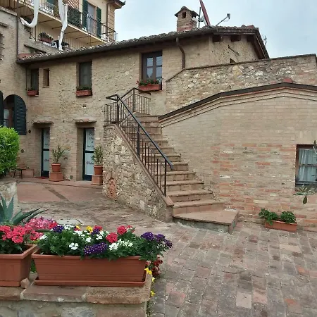 Il Pozzo Di Sant'andrea Bed & Breakfast 2*
